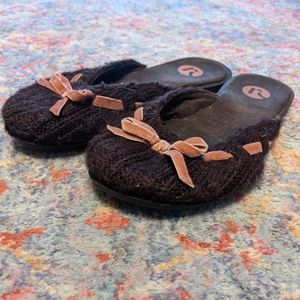 Cozy comfy sweater slides